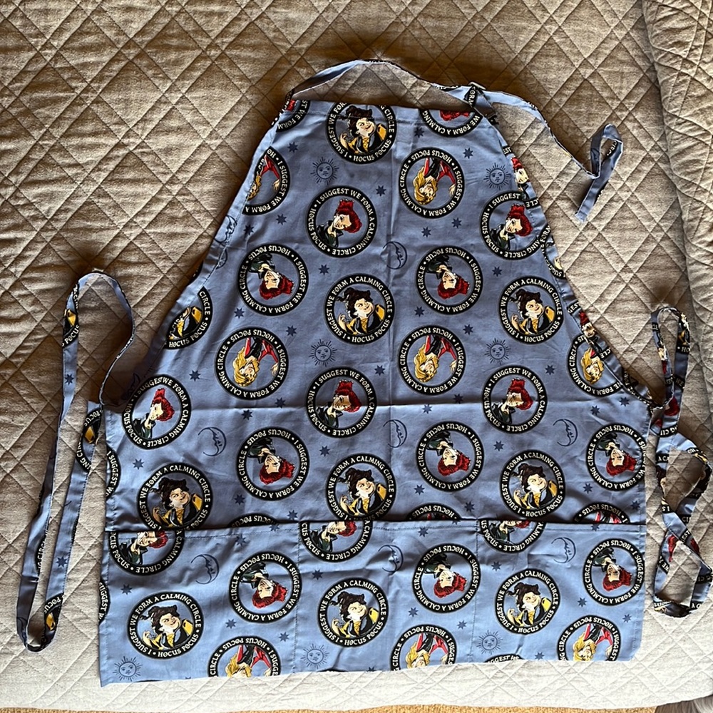 Hocus Pocus adult apron